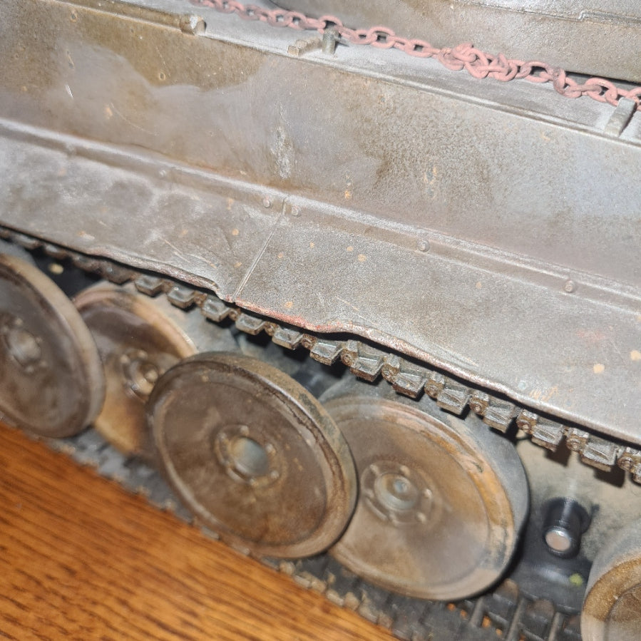 Heng Long 1:16 German ww2 Tiger 1  Radio controlled tank pro built painted stunning upgrades