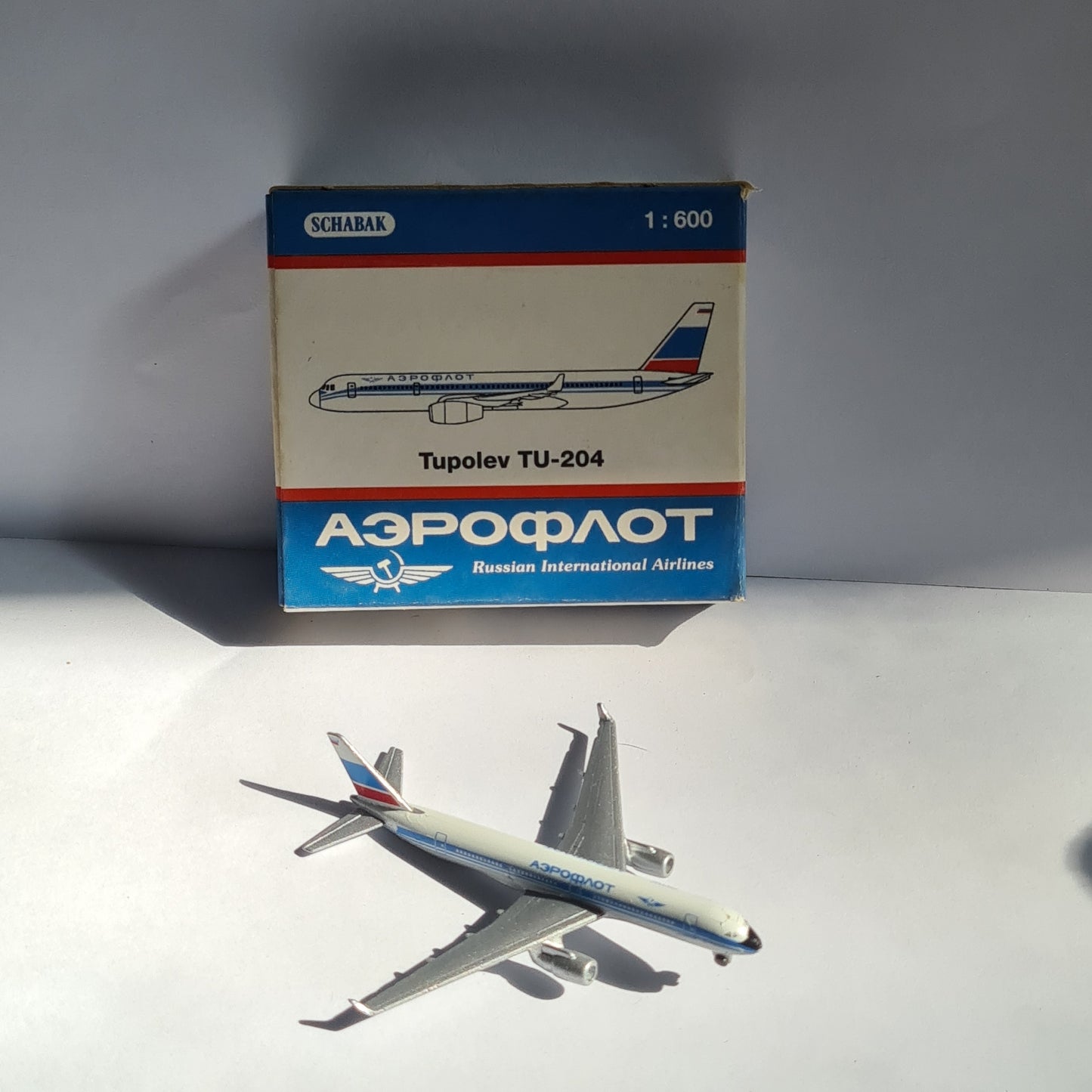 Schabak 1:600 Tupolev TU-204 Soviet Airlines diecast plane 950/139 Fair  boxed