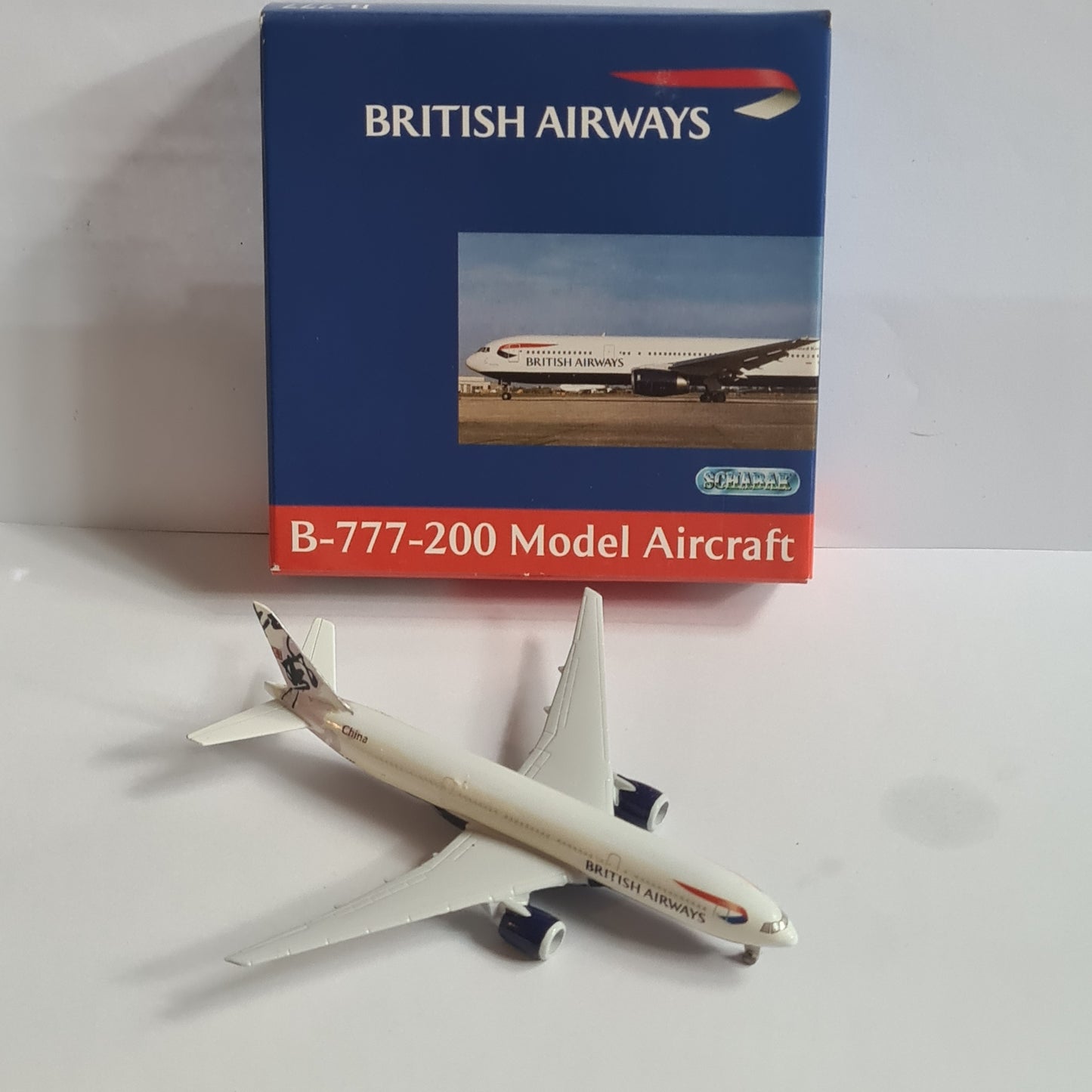 Schabak 1:600 Boeing 777-200 British Airways China diecast plane 928/14hk good boxed