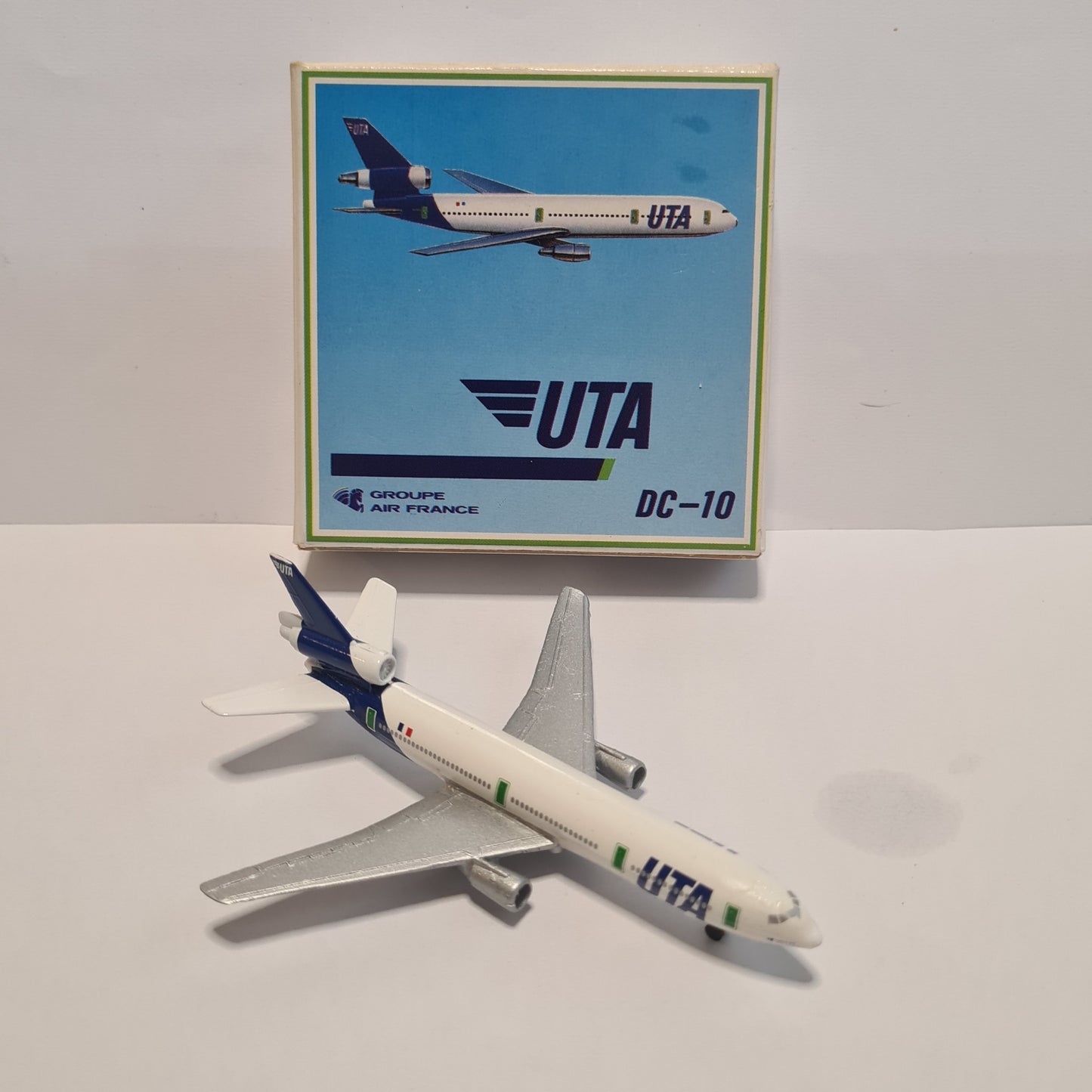Schabak 1:600 DC-10 UTA Air France diecast plane 902/107 VGC boxed