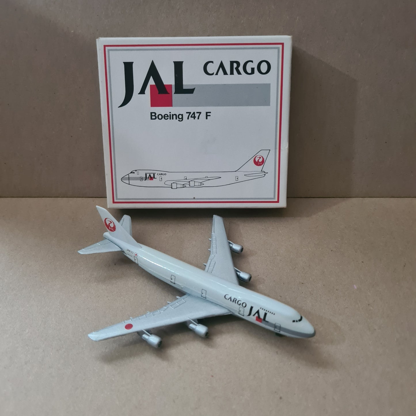 Schabak 1:600 Boeing 747-F  Jal  Cargo diecast plane 901/11c VGC boxed