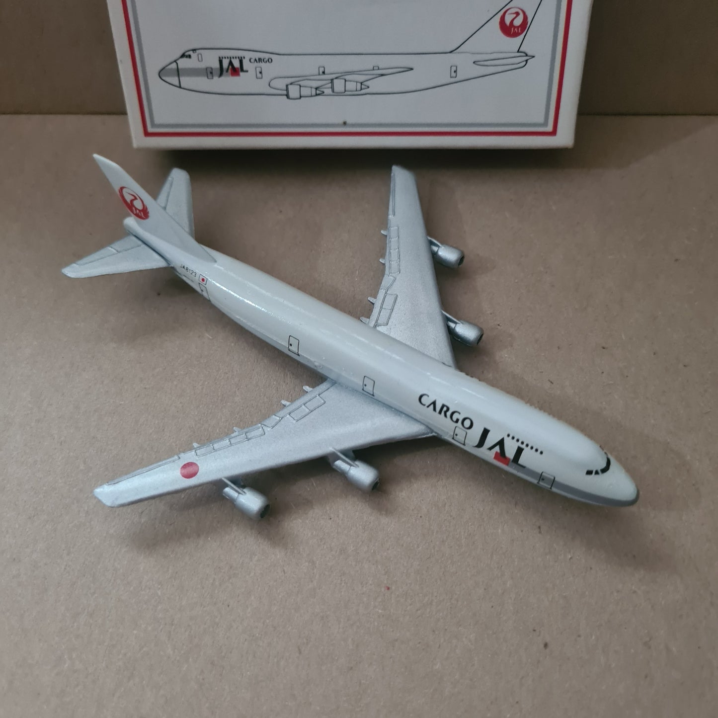 Schabak 1:600 Boeing 747-F  Jal  Cargo diecast plane 901/11c VGC boxed
