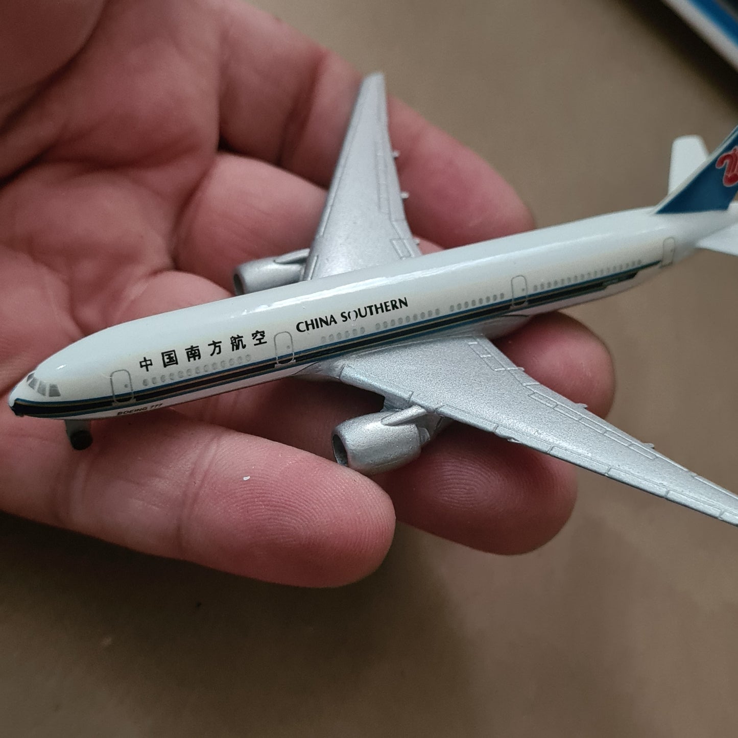 Schabak 1:600 Boeing 777 China Southern diecast plane 928/175 good + boxed