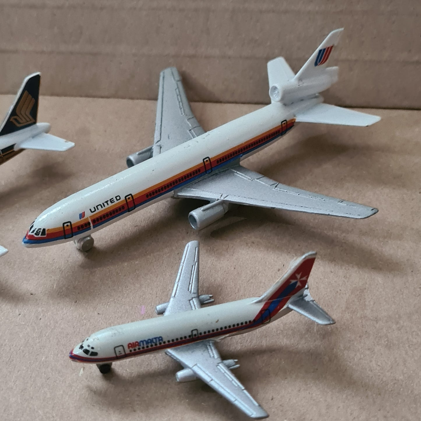 Schabak 1:600 various loose commercial airlines eastern etc mixed ex-display diecast planes bundle lot 19