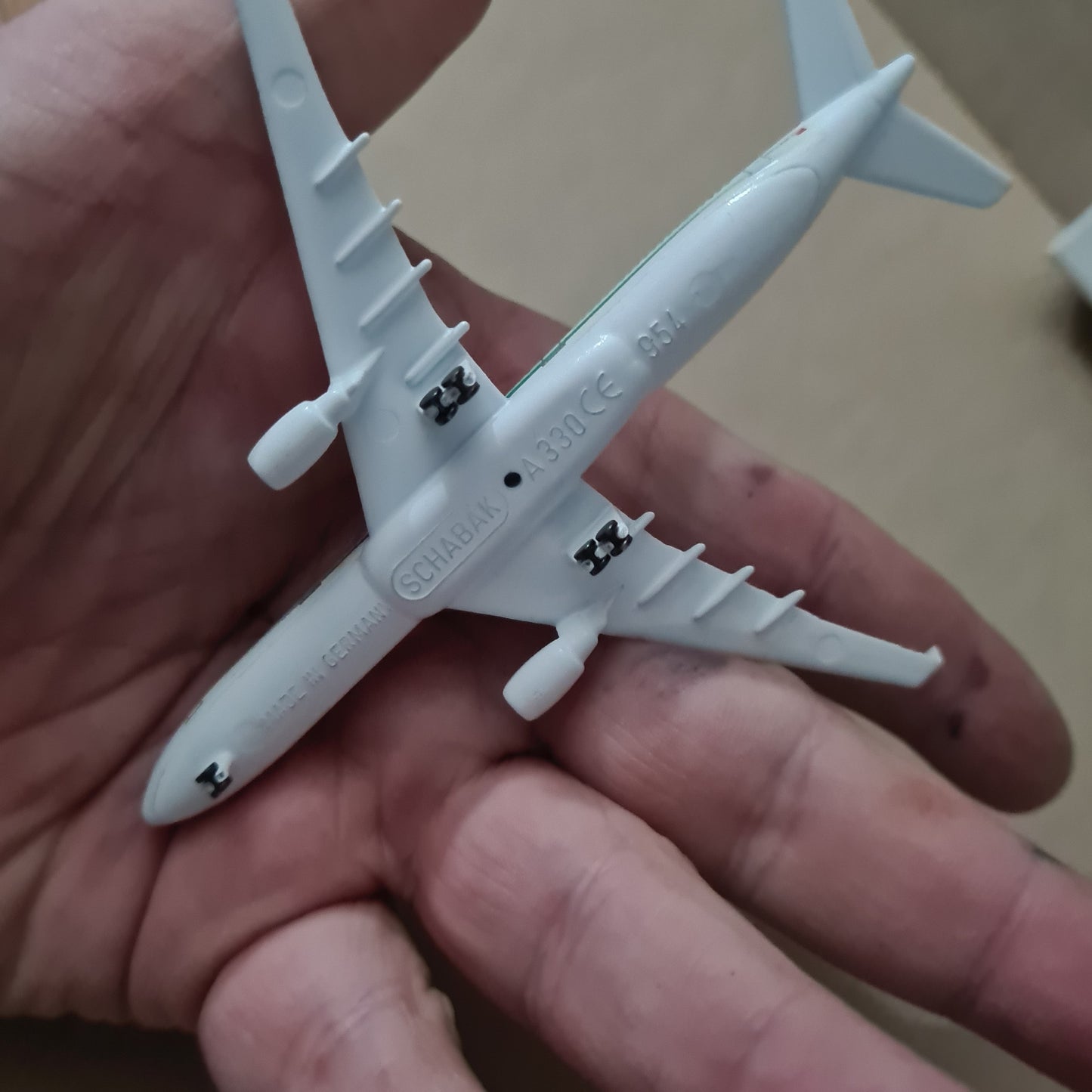 Schabak 1:600 Airbus A-330 Austrian Airlines diecast plane 954/13 very good boxed