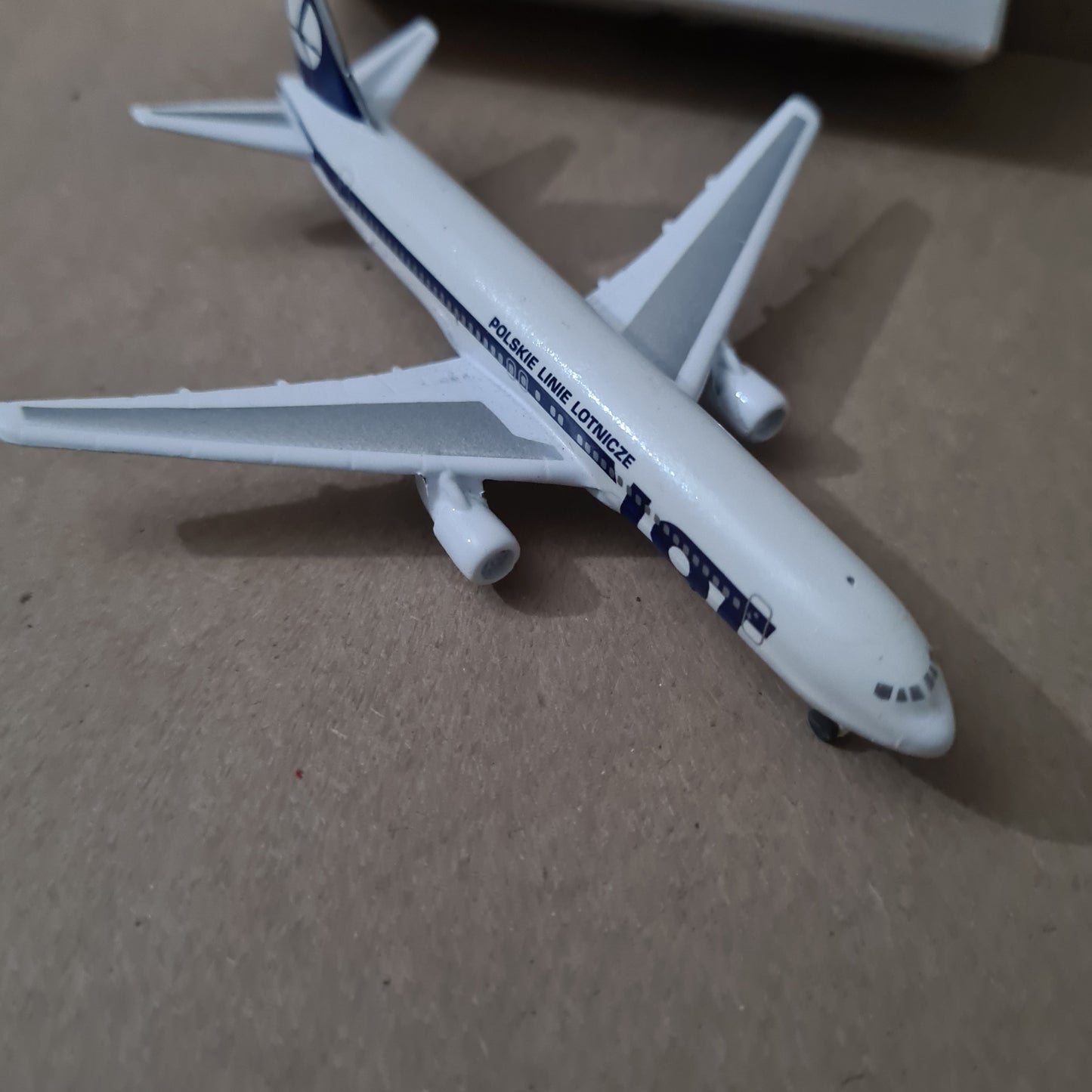 Schabak 1:600 Boeing 767-300 LOT Polish Airlines diecast plane 927/144 good + boxed