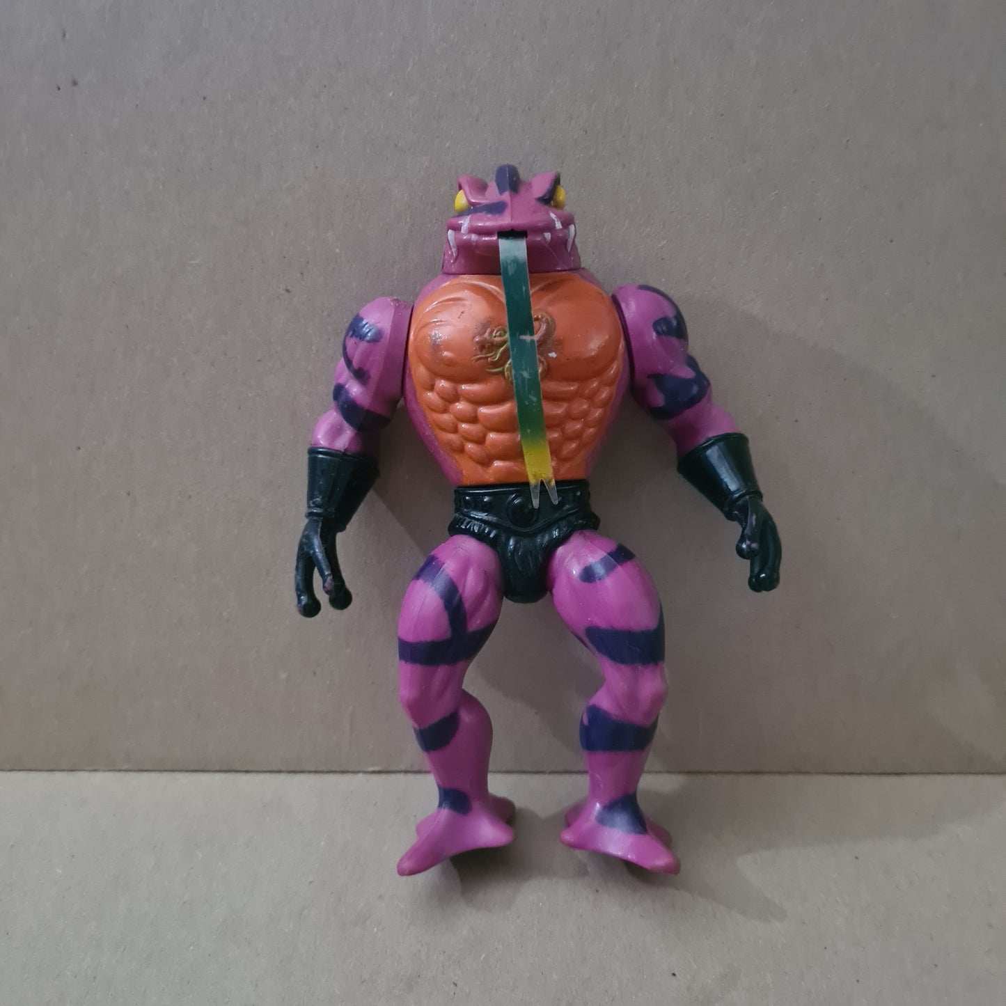 Vintage Masters of the Universe " Tung Lashor " loose nice used example 80's