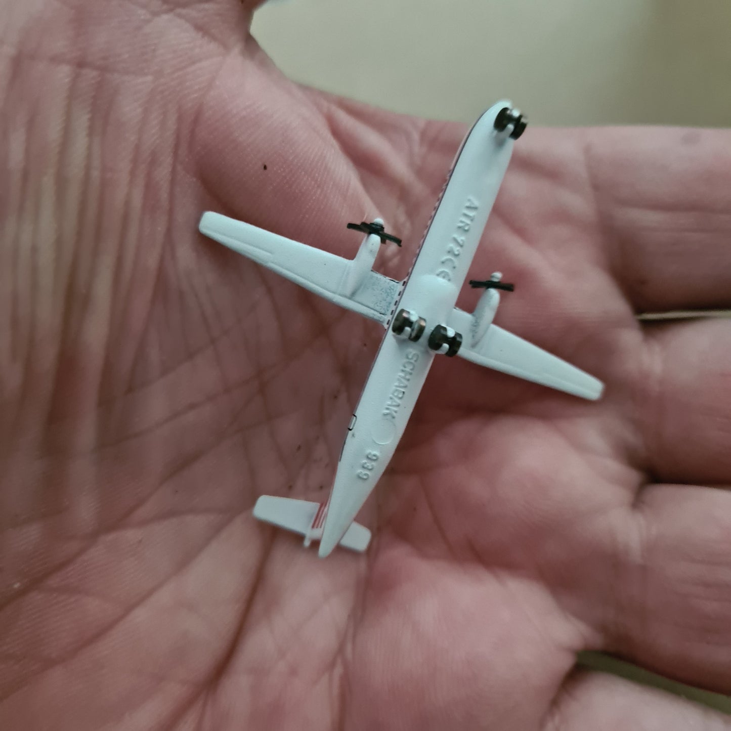 Schabak 1:600 ATR 72 KARAIR  diecast plane 939/124 very good boxed