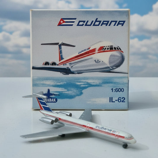 Schabak 1:600 IL-62 Cubana  diecast plane 952/145 VGC boxed