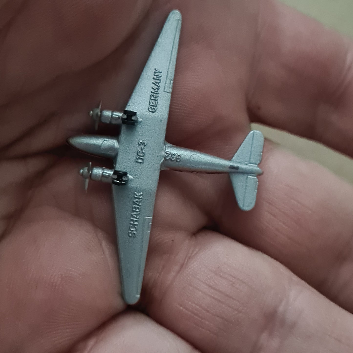 Schabak 1:600 Douglas DC-3 Delta Air Lines diecast plane 932/21 VGC boxed