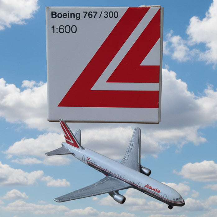Schabak 1:600 Boeing 767/300 Lauda Air diecast plane 927/56 good boxed