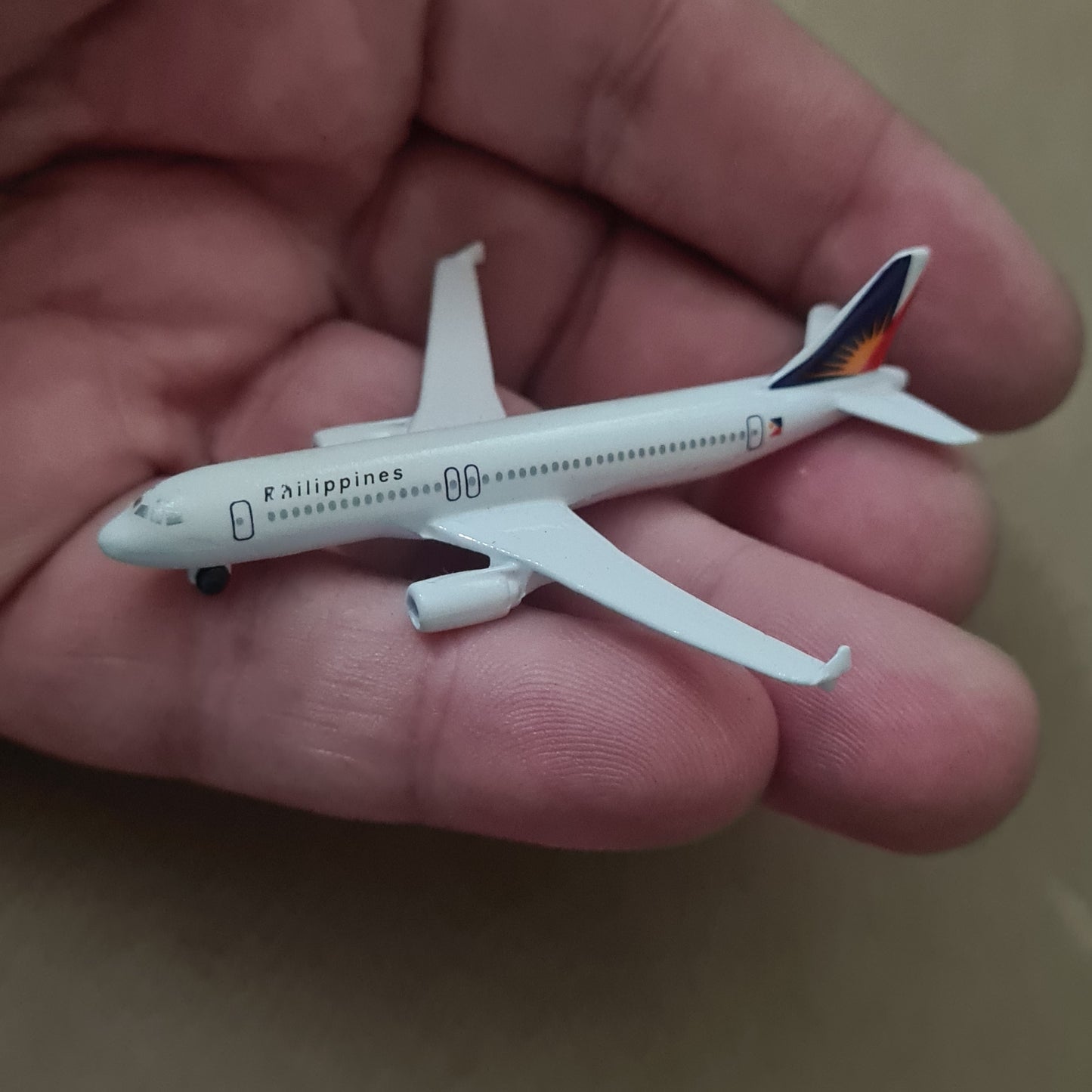 Schabak 1:600 Airbus A-320 Philippine Airlines diecast plane 926/90 boxed