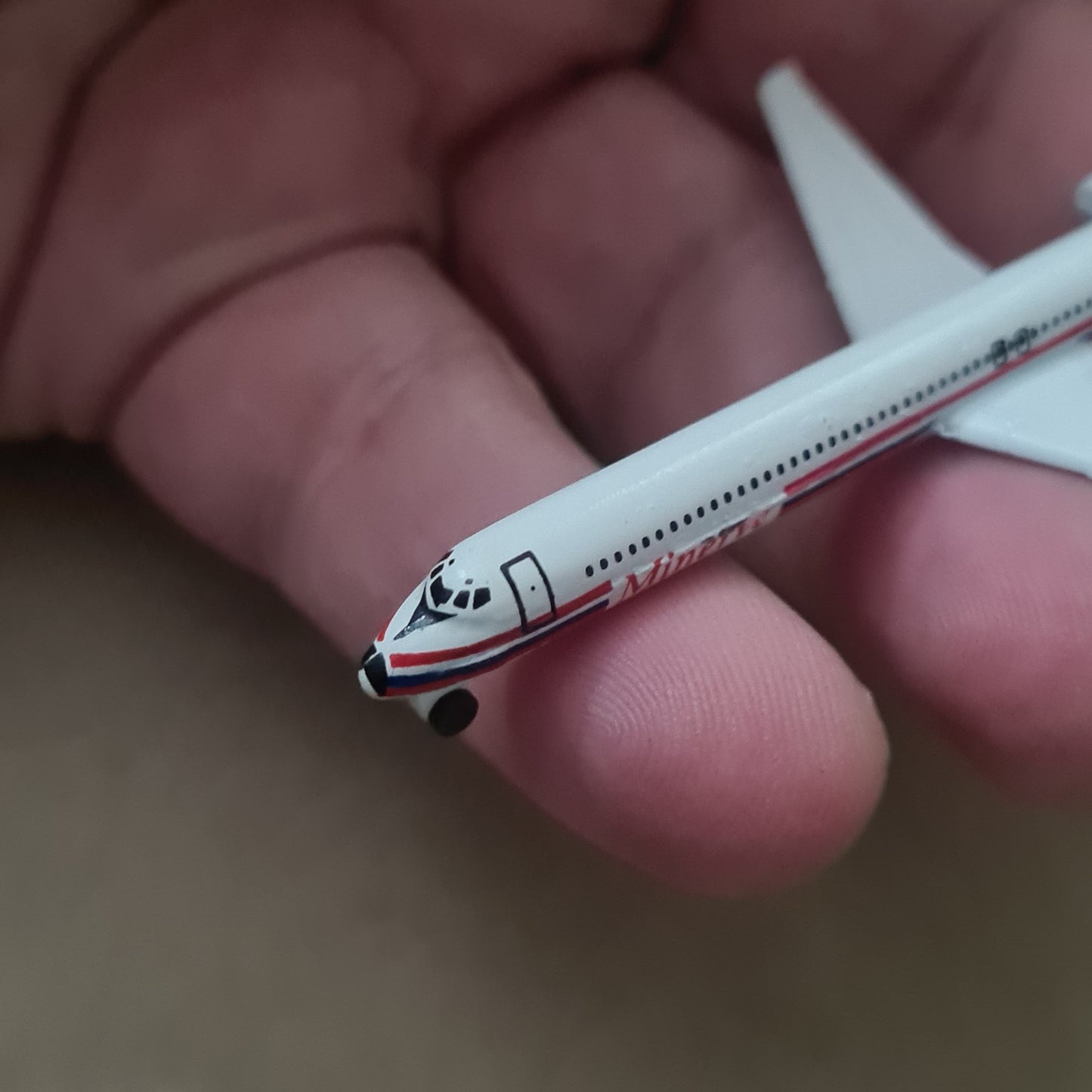 Schabak 1:600 MD-83 Minerve airlines diecast plane 904/135 VGC boxed