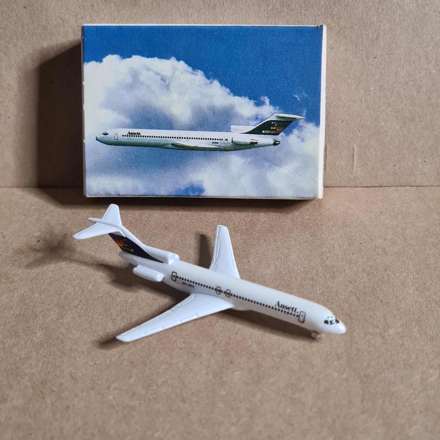 Schabak 1:600 Boeing 727 Ansett diecast plane  906/67 VGC boxed