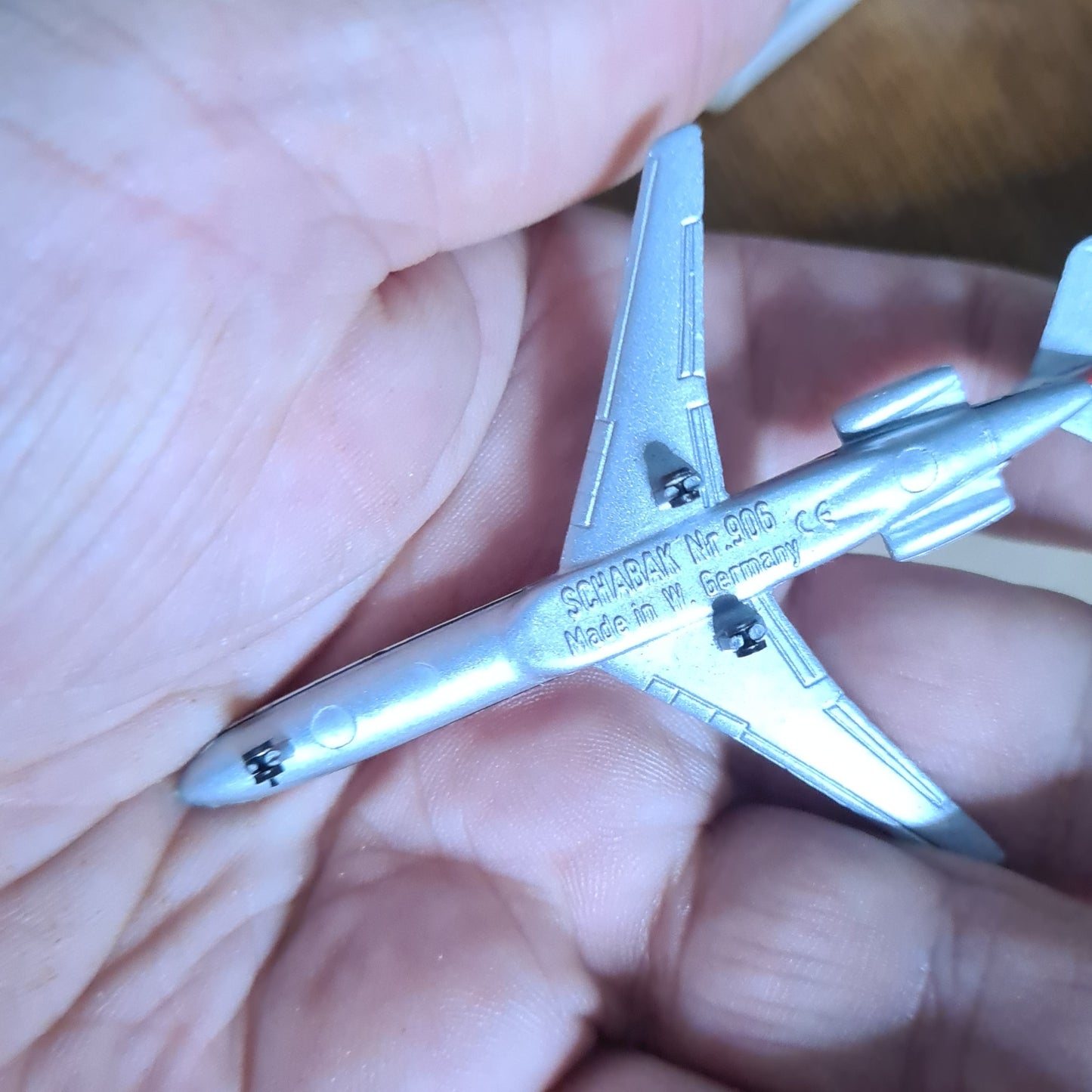 Schabak 1:600 Boeing 727 Avianca diecast plane 906/140 fair-good boxed