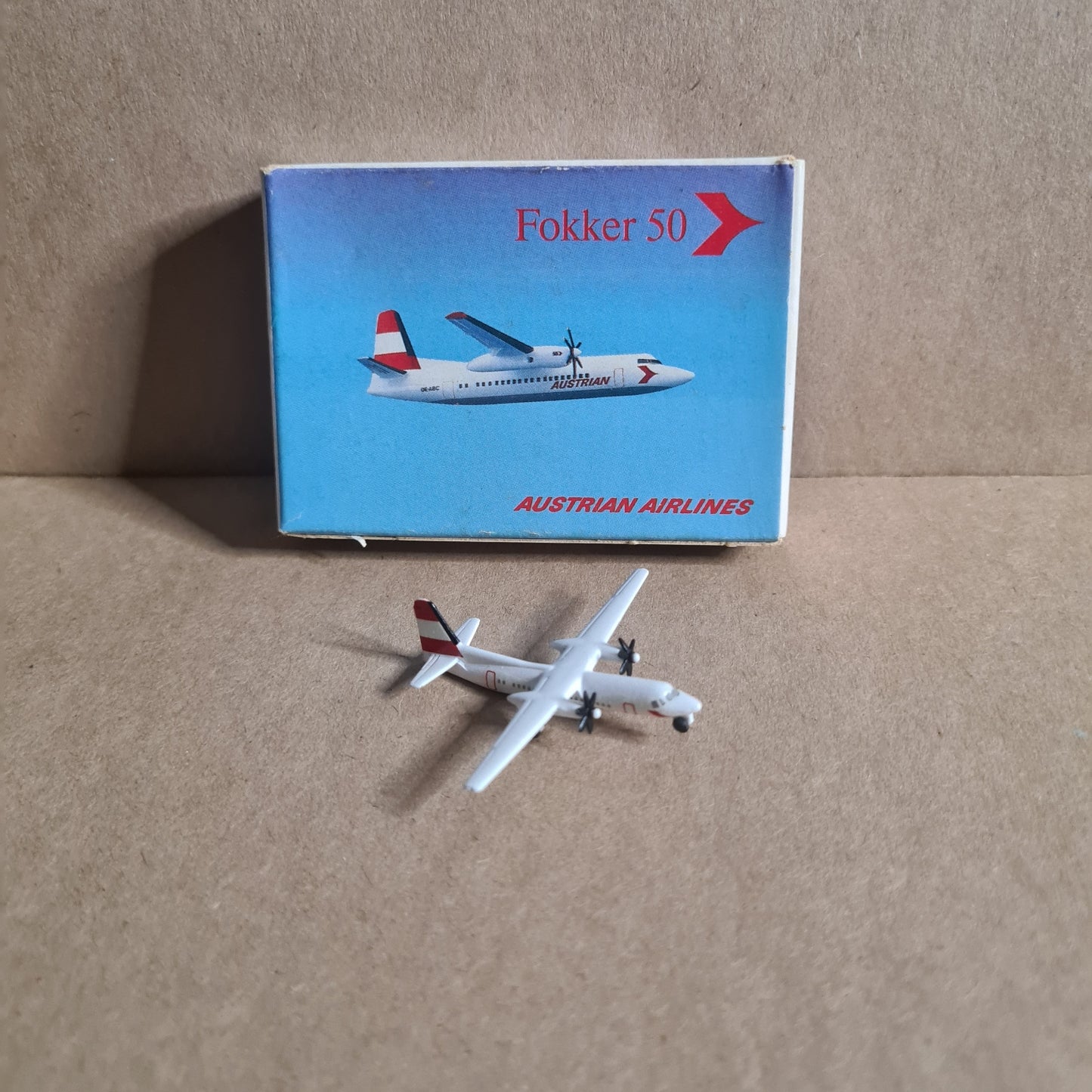 Schabak 1:600 Fokker 50 Austrian Airlines diecast plane very good boxed