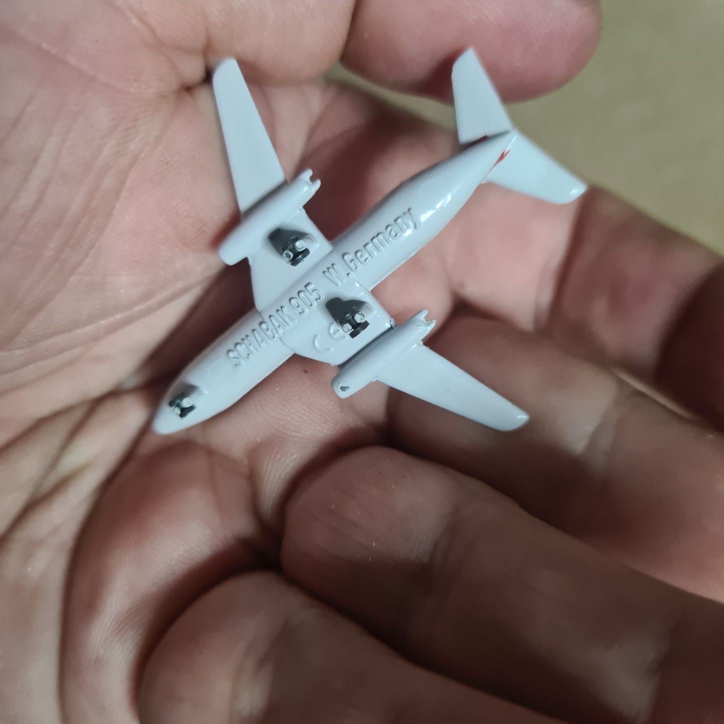 Schabak 1:600 Boeing 737 Metrojet diecast plane  905/99 Fair good boxed
