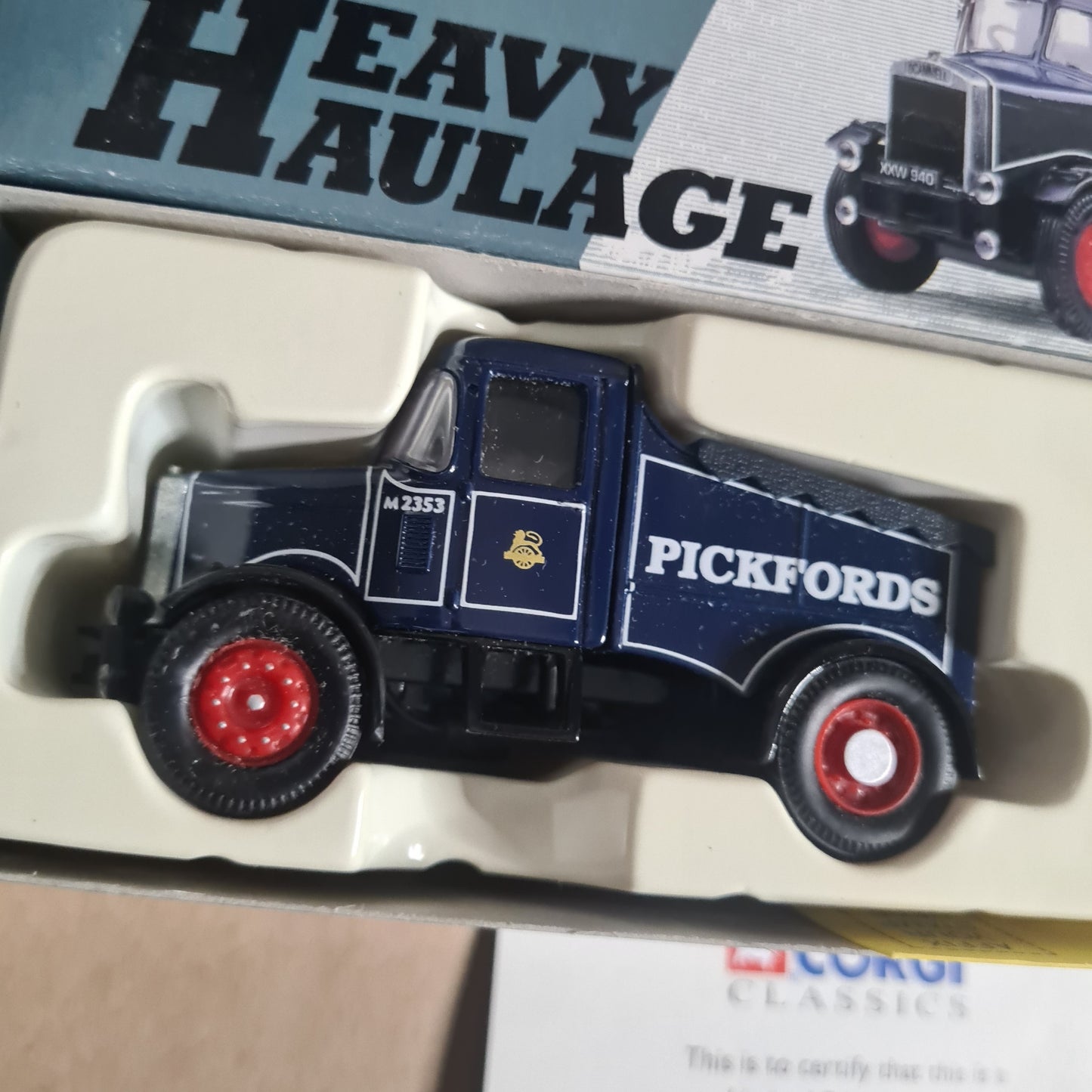 Corgi 16601 Heavy Haulage Pickfords Scammell highwayman & Land Rover set boxed vgc