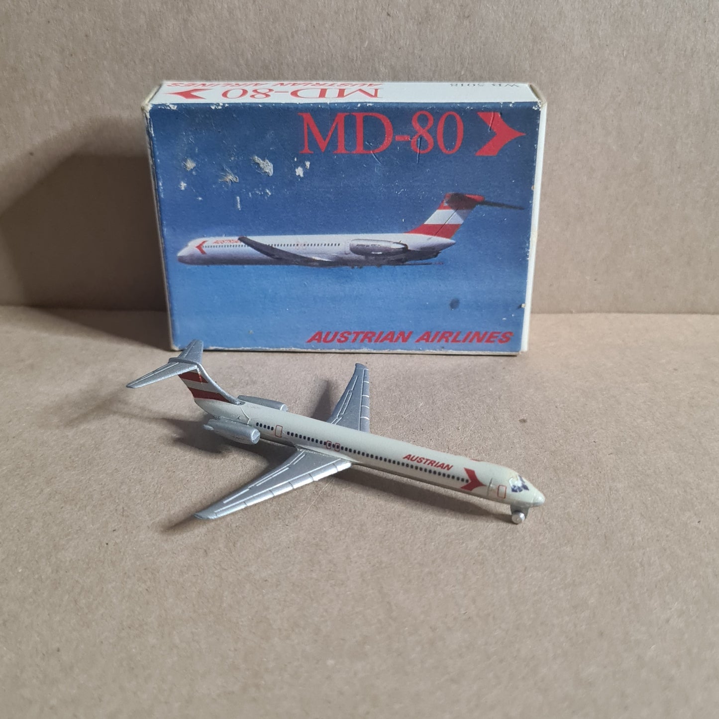 Schabak 1:600 MD-80 Austrian Airlines diecast plane WB 5018 good boxed
