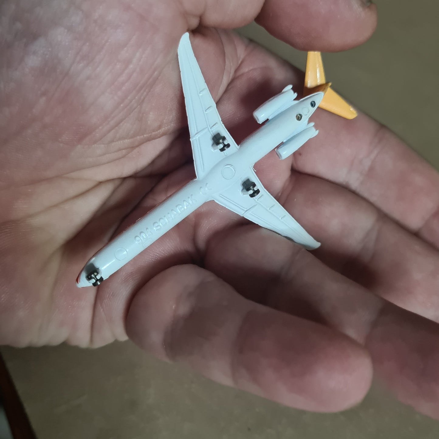 Schabak 1:600 DC-9-80 Surinam Airways diecast plane 904/151 good boxed