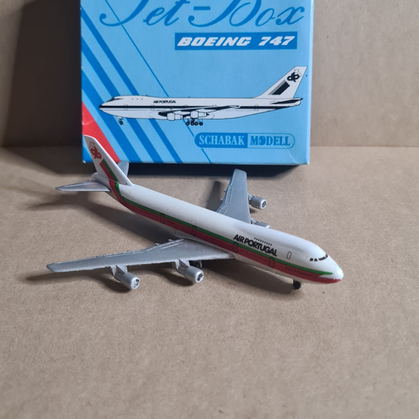 Schabak 1:600 Boeing 747 Air Portugal diecast plane 901/26 good boxed