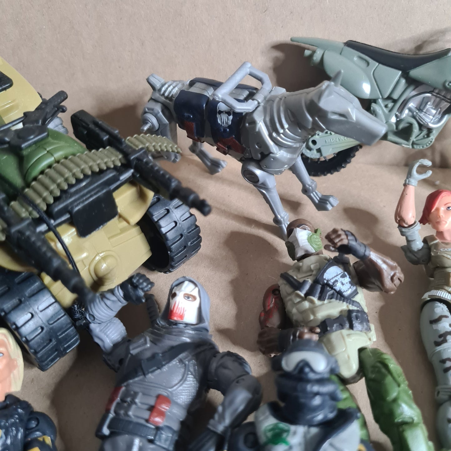 Lanard the Corps GI JOE Style action figures pretty cool bundle 2000's