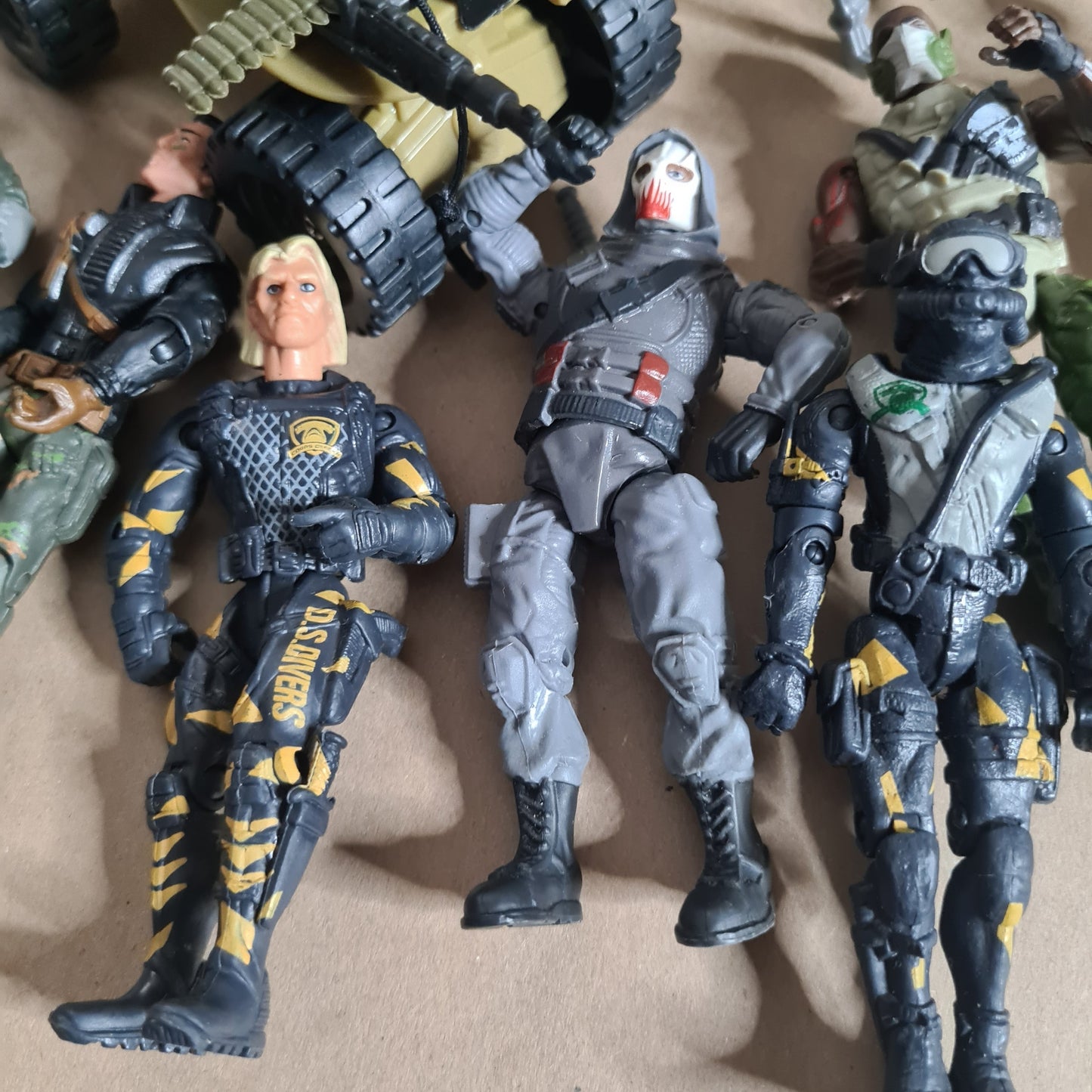 Lanard the Corps GI JOE Style action figures pretty cool bundle 2000's