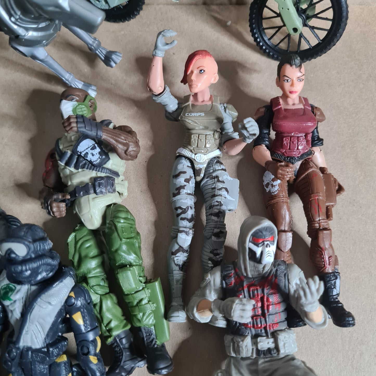 Lanard the Corps GI JOE Style action figures pretty cool bundle 2000's