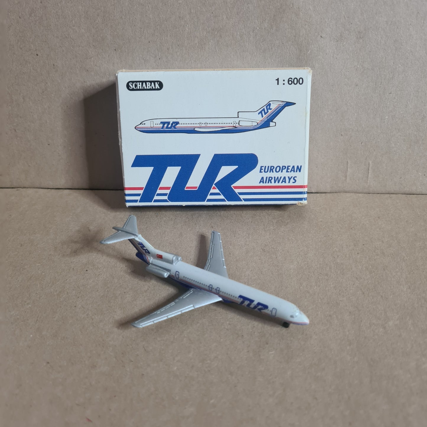 Schabak 1:600 Boeing 727 TUR diecast plane 906/138 Good boxed