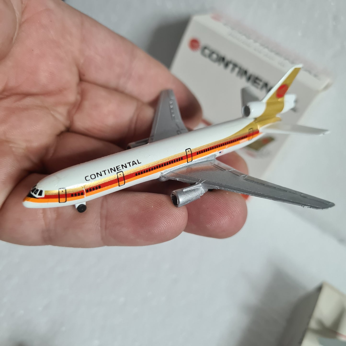 Schabak 1:600 Douglas DC-10 Continental diecast plane 902/46 VGC  boxed