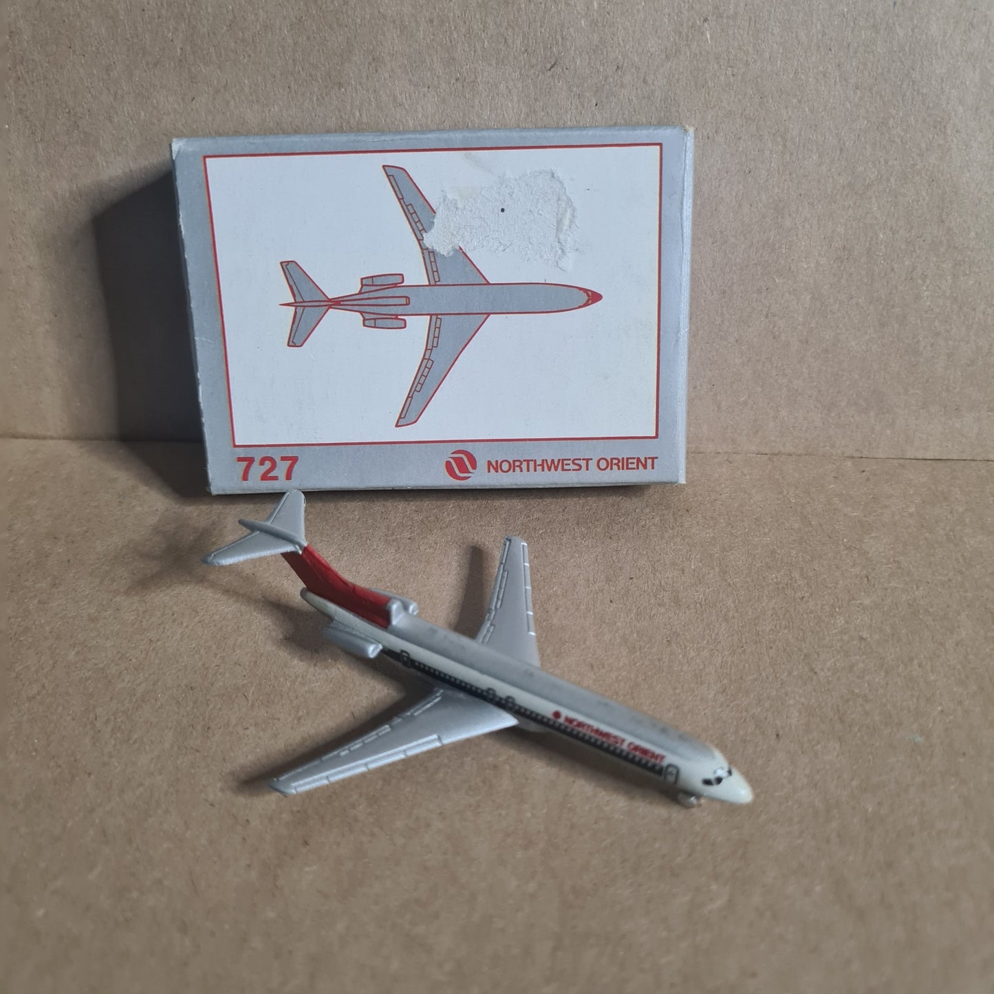 Schabak 1:600 Boeing 727 Northwest Orient  diecast plane 906/37 VGC  boxed