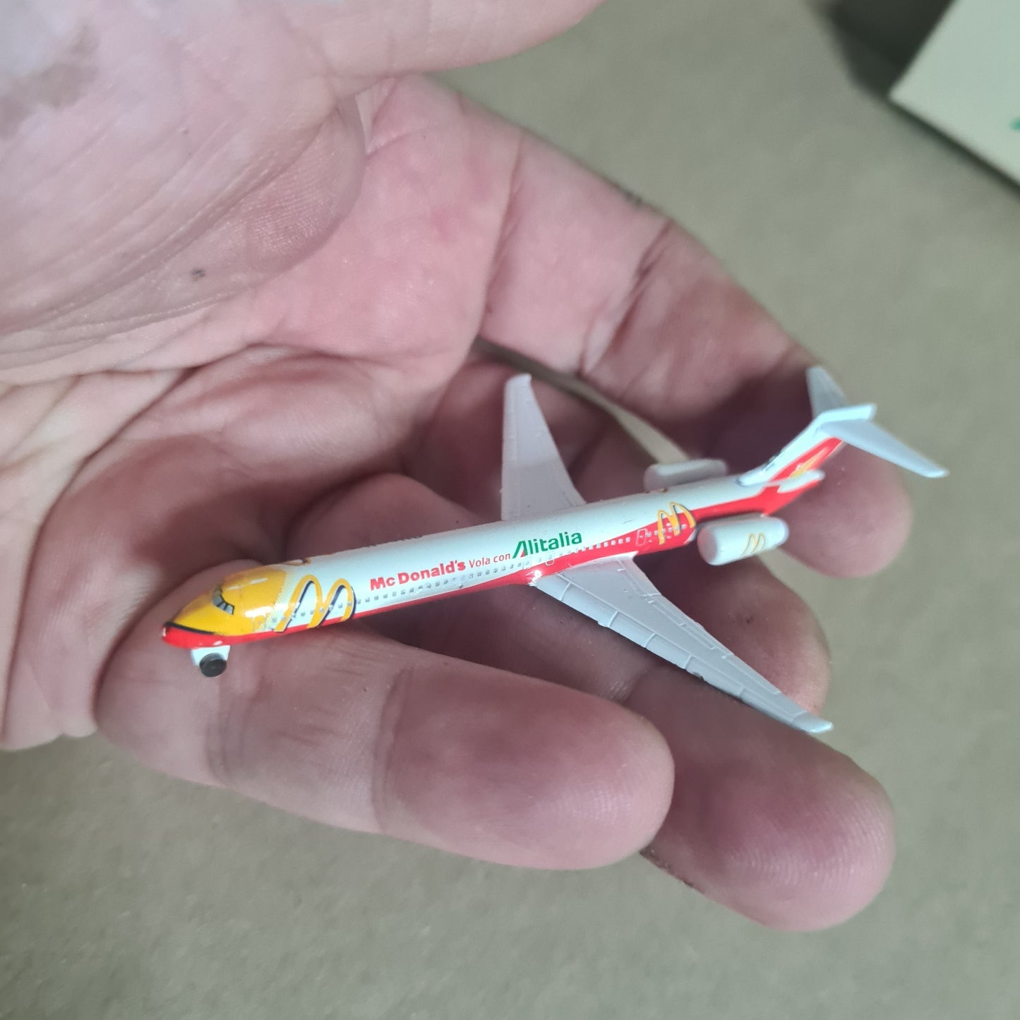 Schabak 1:600 MD-80 Alitalia Mcdonalds  diecast plane 904/15md VGC  boxed