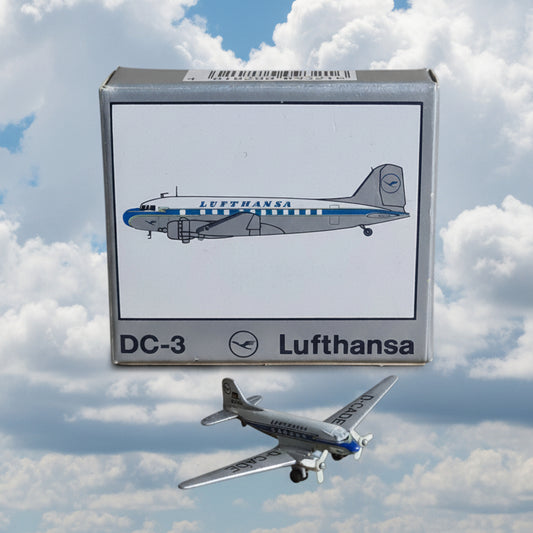 Schabak 1:600 DC-3 Lufthansa diecast plane 932/1 very good  boxed