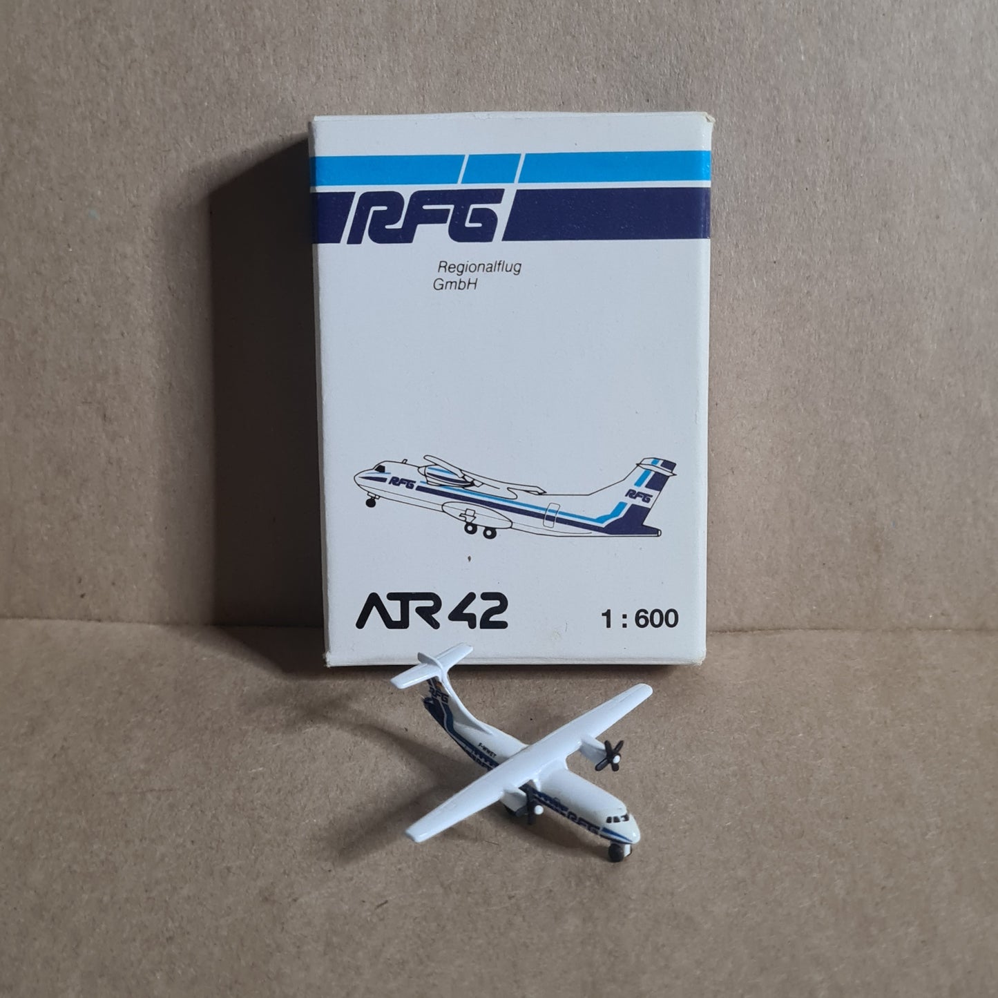 Schabak 1:600 ATR 42 RFG diecast plane 929/92 Good boxed