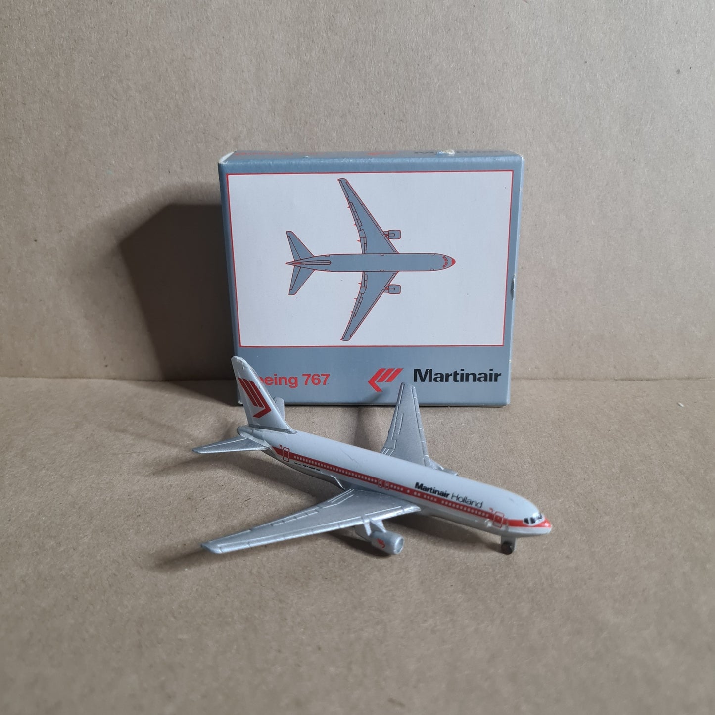 Schabak 1:600 Boeing 767 Martinair diecast plane 907/43 VGC boxed