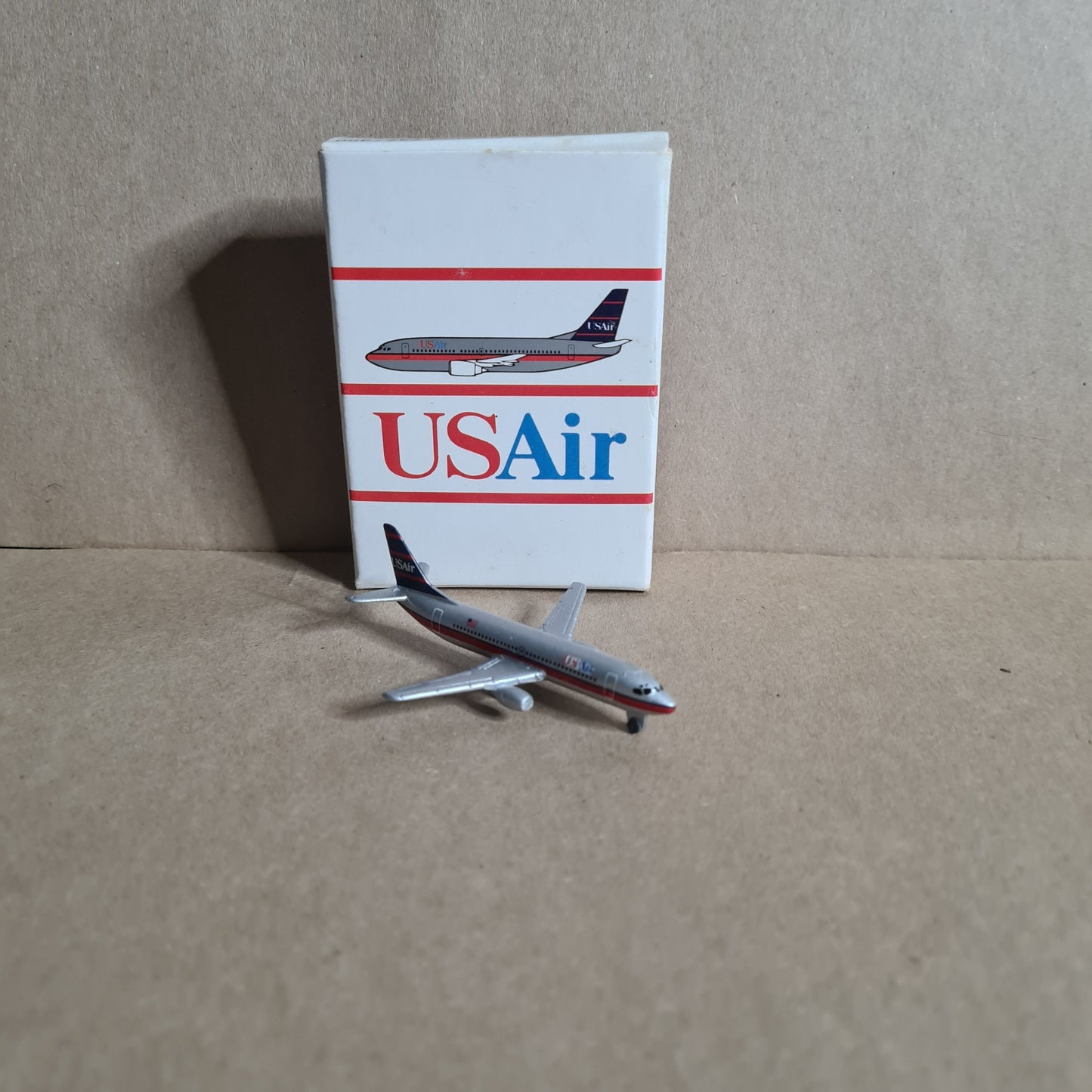 Schabak 1:600 Boeing 737-300 US Air diecast plane 925/99 VGC boxed