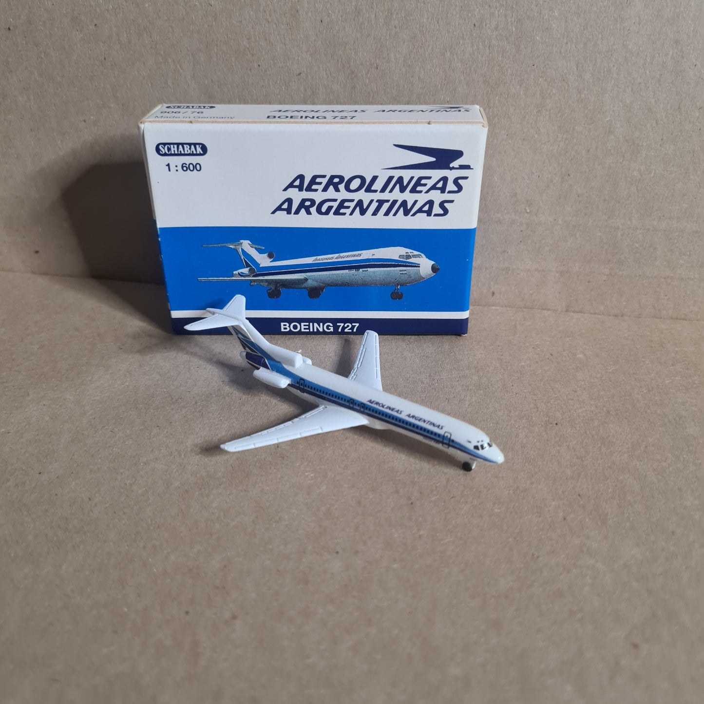 Schabak 1:600 Boeing 727 Aerolineas Argentinas  diecast plane 906/76 VGC boxed