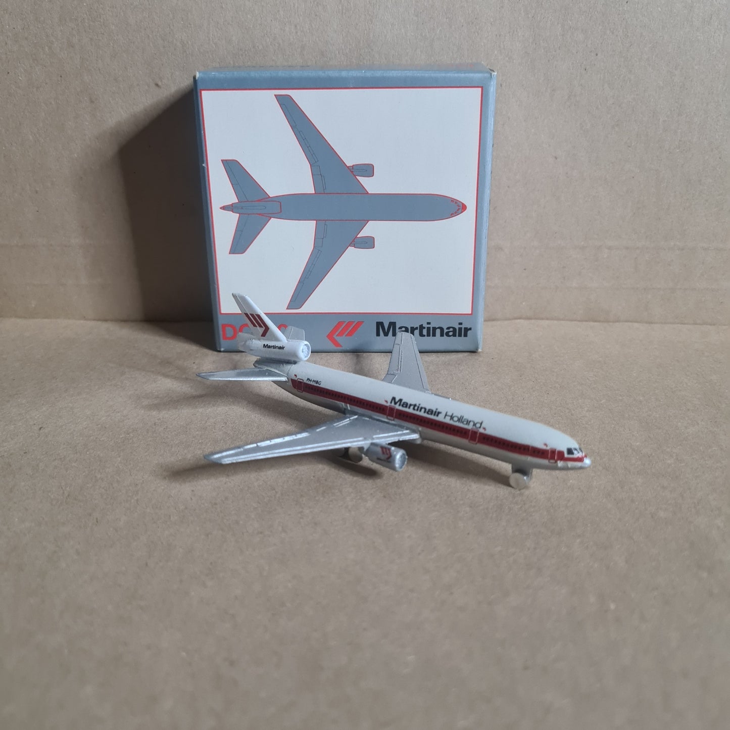 Schabak 1:600 Douglas DC-10 Martinair diecast plane 902/43 VGC boxed