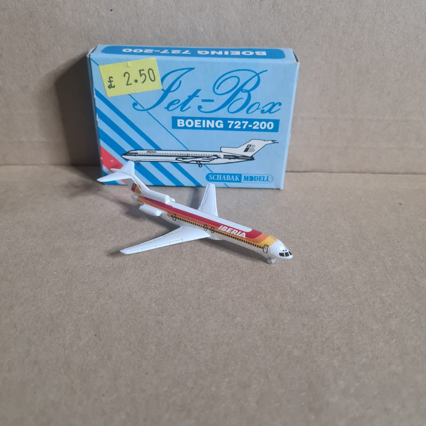 Schabak 1:600 Boeing 727-200 Iberia diecast plane 906/20 VGC boxed