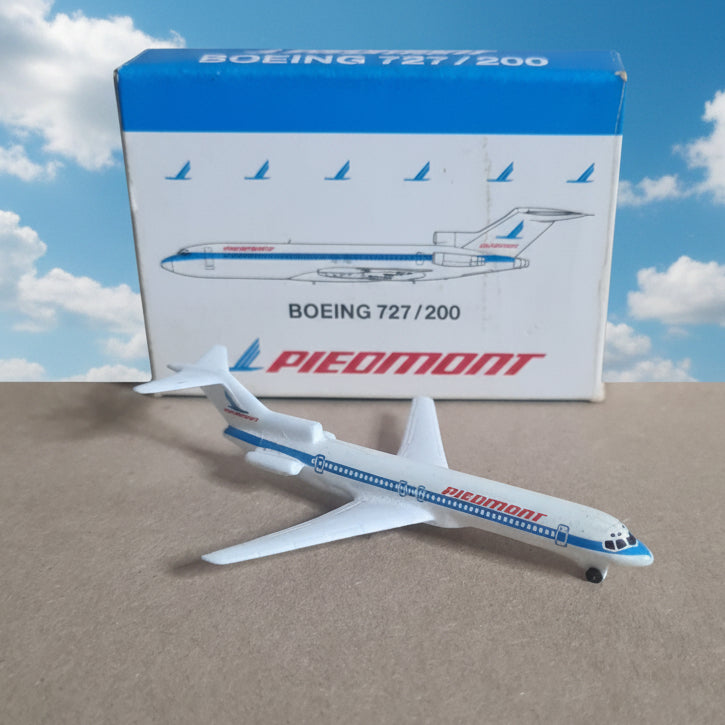 Schabak 1:600 Boeing 727-200 Piedmont German made diecast plane 906/84 good boxed