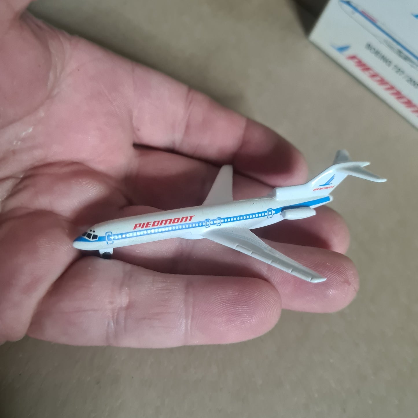 Schabak 1:600 Boeing 727-200 Piedmont German made diecast plane 906/84 good boxed