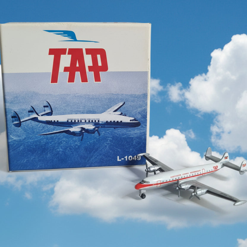 Schabak 1:600 L-1049 TAP  German made Classic diecast plane 934/26 good +  boxed