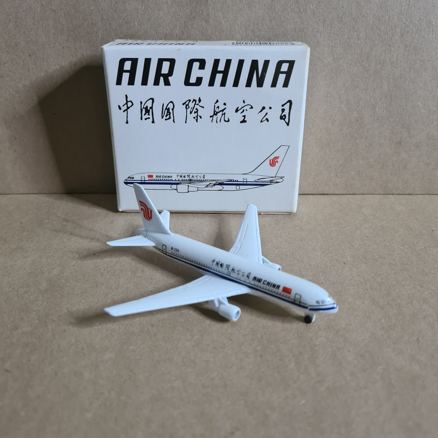 Schabak 1:600 Boeing 767 Air China diecast plane 907/77 VGC boxed