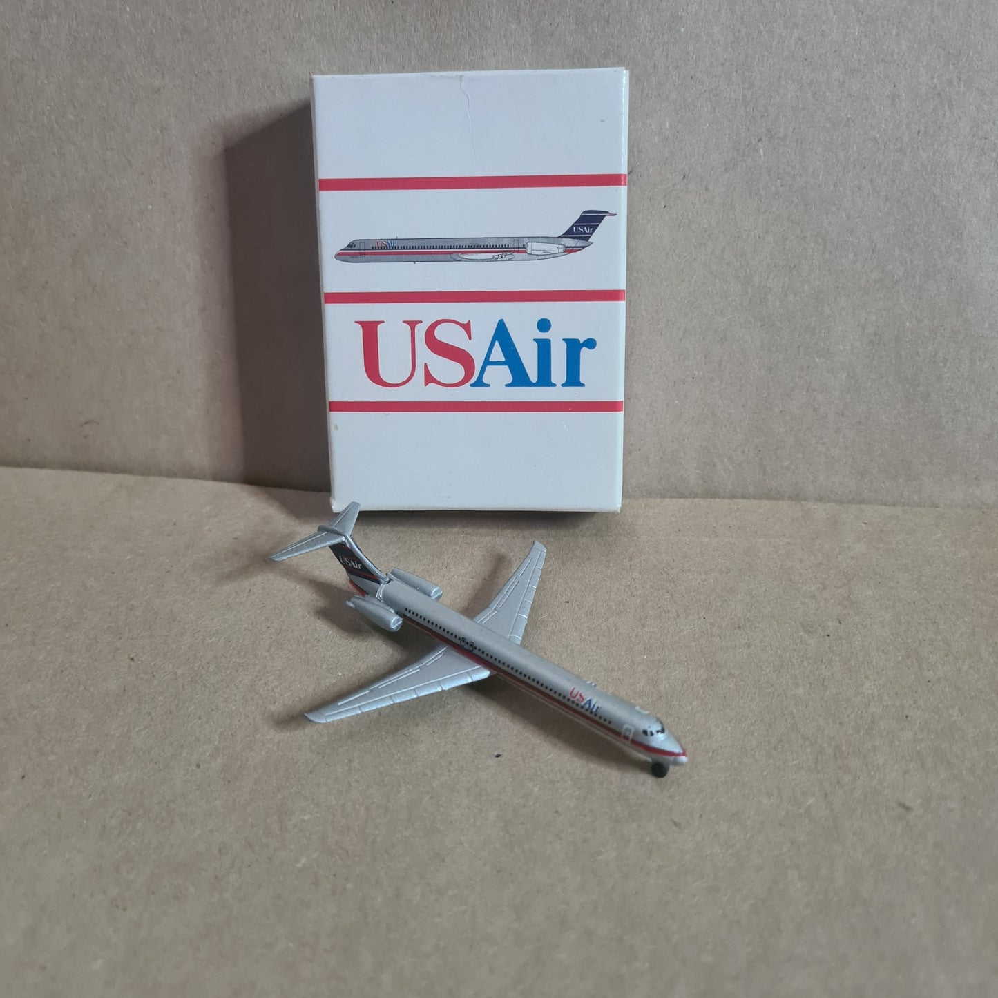 Schabak 1:600 MD-80 US AIR USAIR diecast plane 904/99 VGC boxed