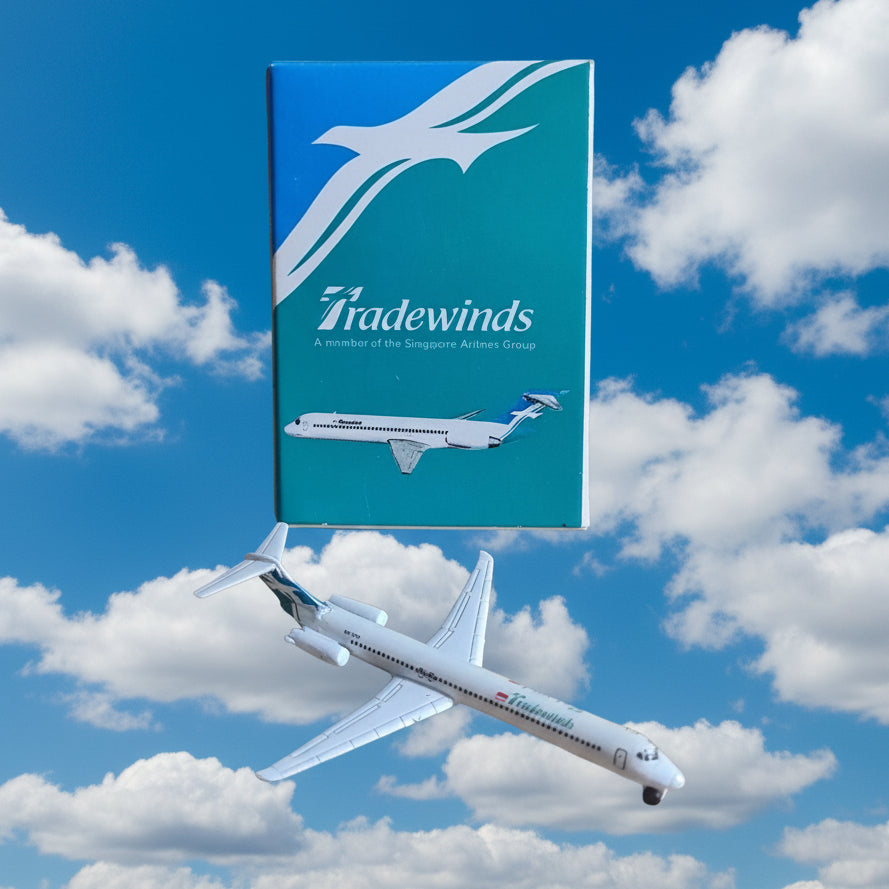 Schabak 1:600 MD-87 Tradewinds Singapore Airlines diecast plane 904/115 VGC  boxed
