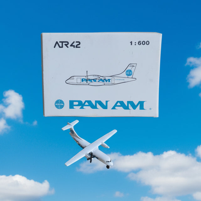 Schabak 1:600 ATR 42 Pan-Am  diecast plane 929/7 boxed lost propeller