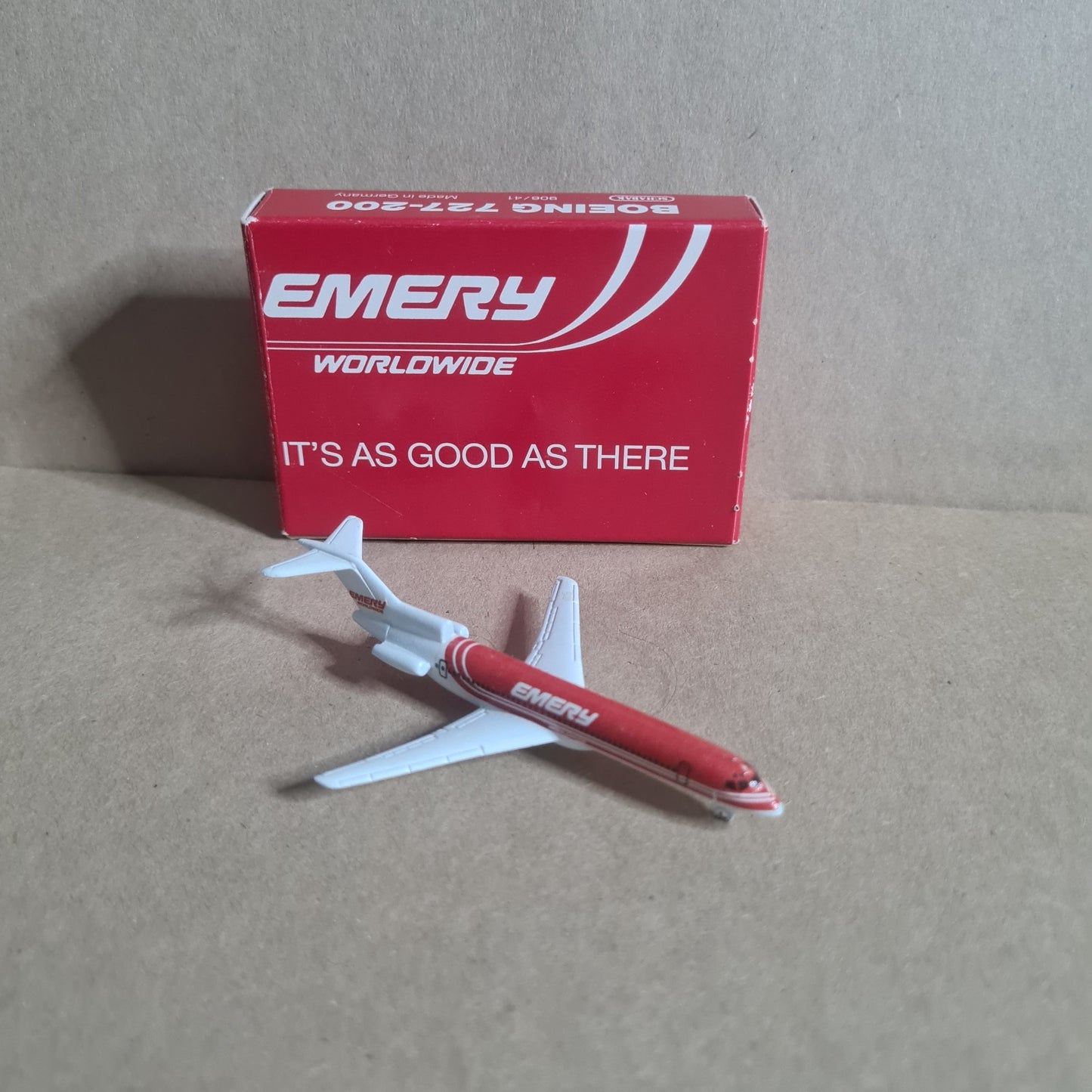 Schabak 1:600 Boeing 727-200 Emery diecast plane 906/41 Good boxed