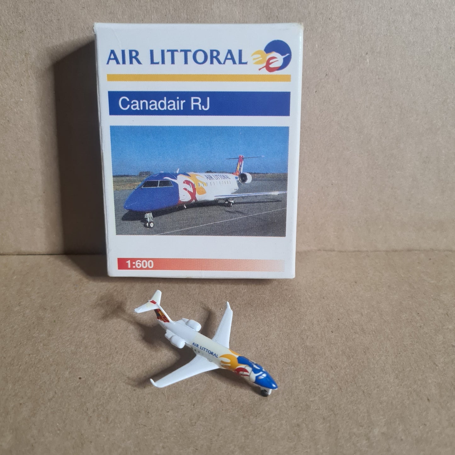 Schabak 1:600 Canadair RJ Air Littoral model plane 947/203 VGC  boxed