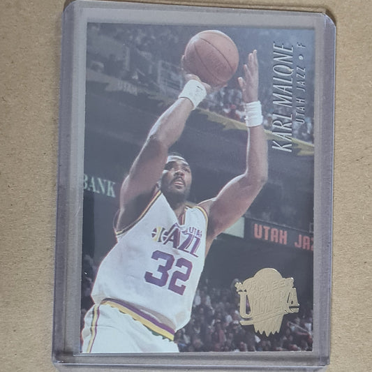 Karl Malone 1994 Fleer Ultra  #186 NBA Basketball Utah Jazz excellent sleeved