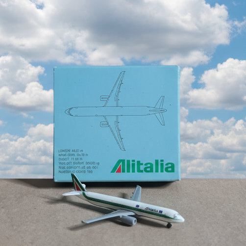 Schabak 1:600 Airbus A-321 Alitalia German diecast plane 956/15 VGC Boxed